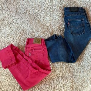 Levi’s jeans for girls size 5 in perfect condition.